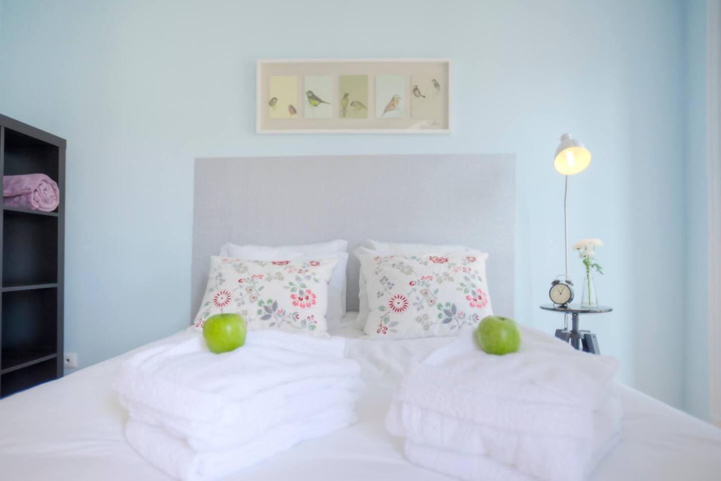 Lisbon Martim Moniz Apartment Bagian luar foto