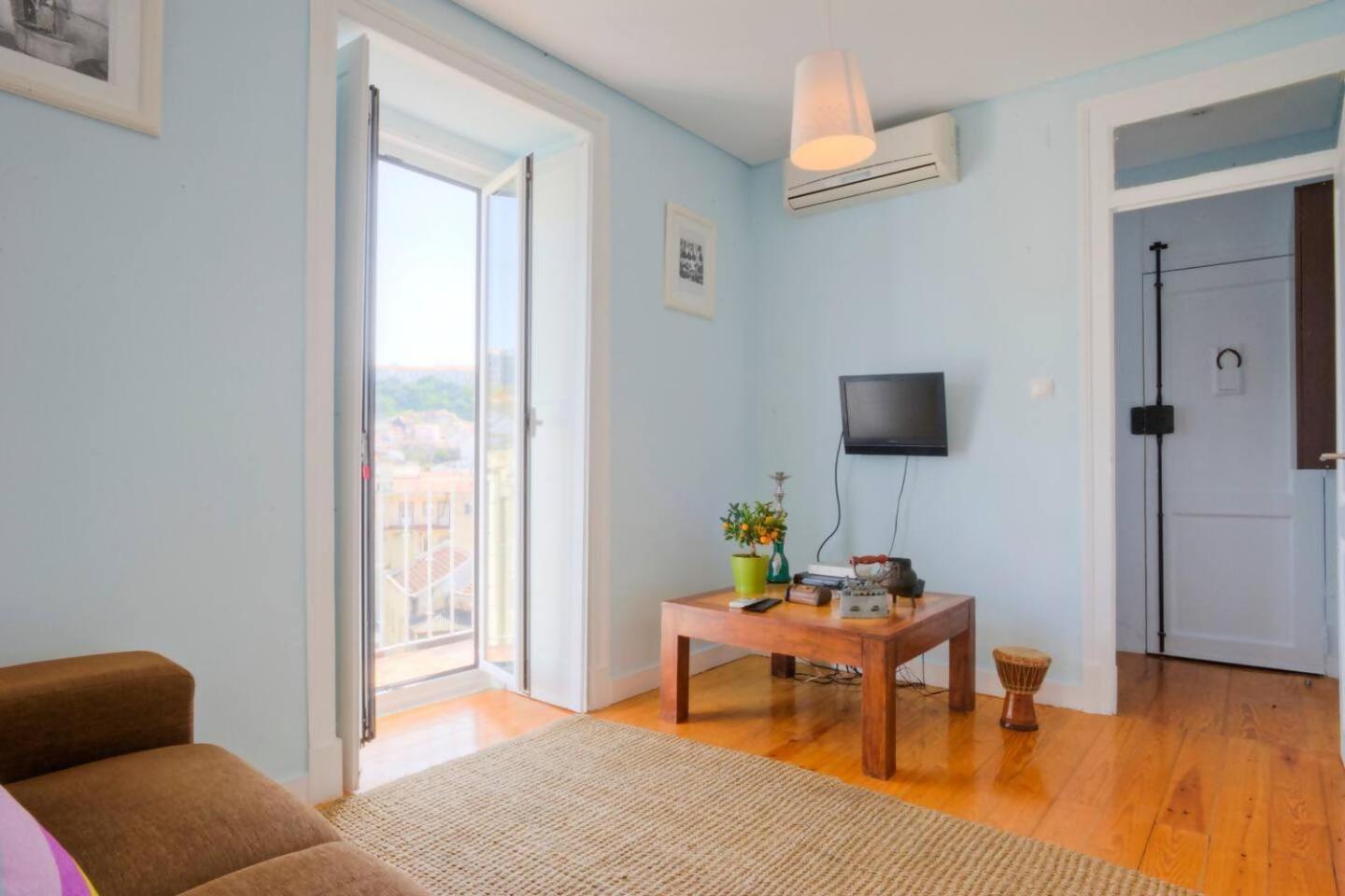 Lisbon Martim Moniz Apartment Bagian luar foto